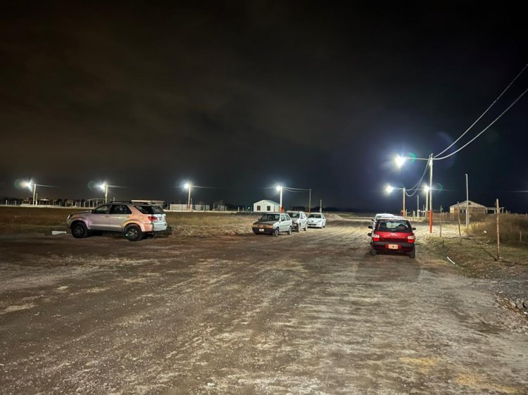 Iluminan importante Loteo en San Martin