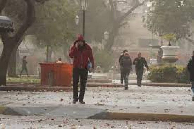 Se advierten fuertes vientos para mañana viernes