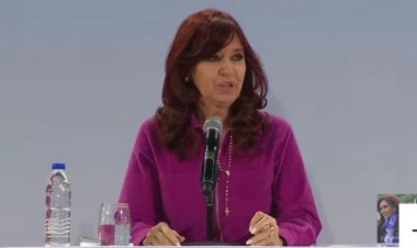 Cristina reivindicó a Perón: "Cazó la lapicera y no la largó más"