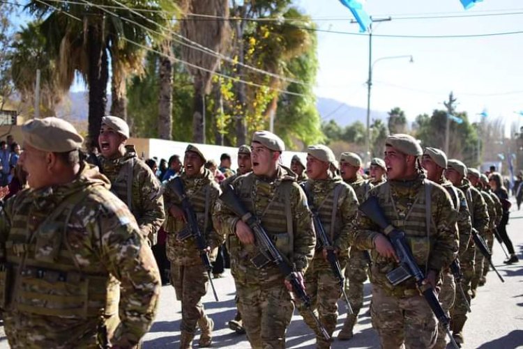 Sarmiento festejo el 9 de Julio con un desfile Cívico Militar