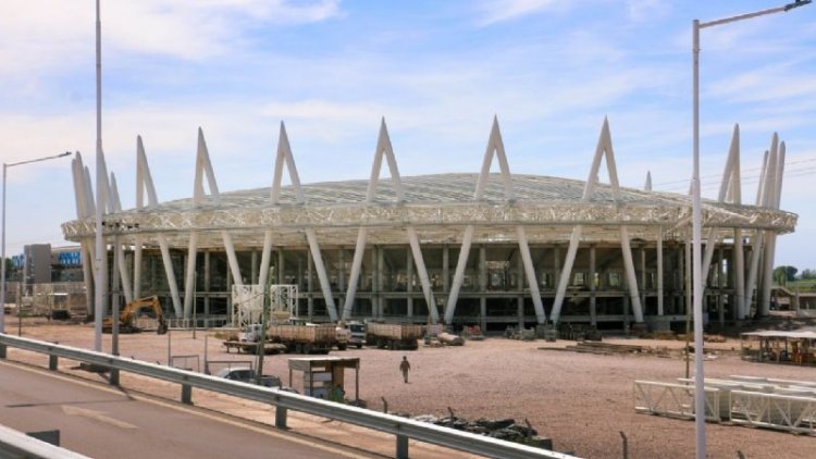 Incendio a metros del Velódromo Cubierto