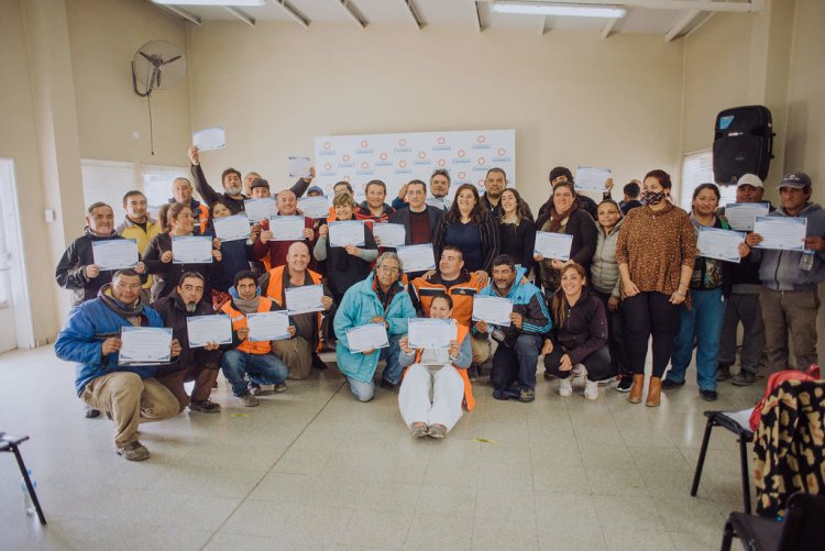 50 empleados municipales se capacitaron en separación de residuos