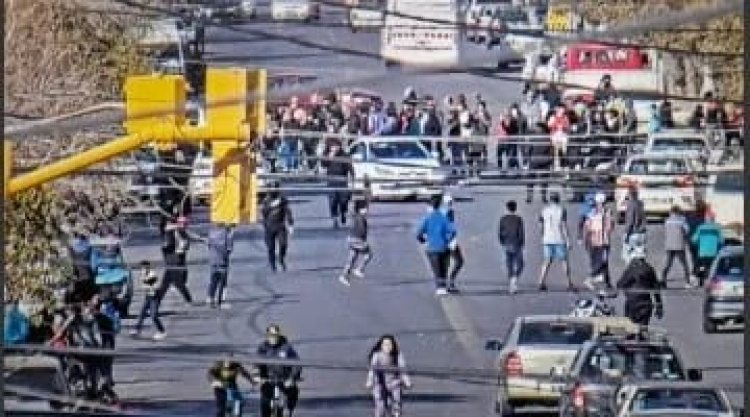 36 detenidos por intentar ingresar a un supermercado