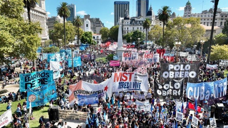 Piqueteros  quieren reunirse con Massa y exigen un bono de $20.000