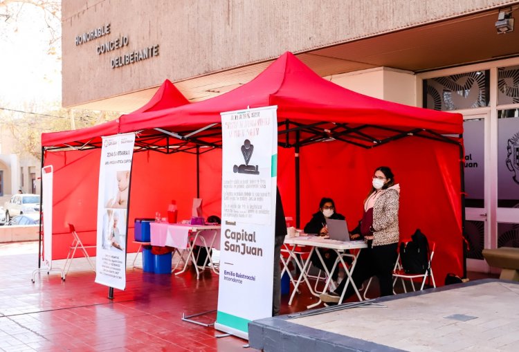 El Campamento Sanitario llega a la Feria de Capital