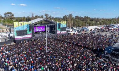 Se colmó el Estadio del Bicentenario con jóvenes