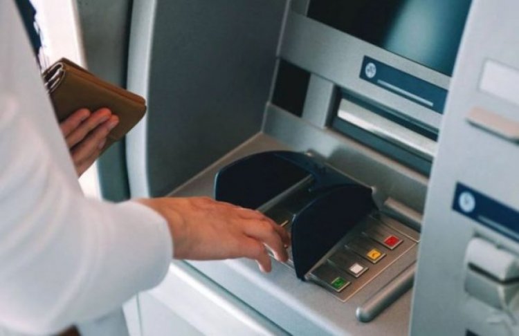 Estatales cobrarán haberes de octubre con el aumento del 11%