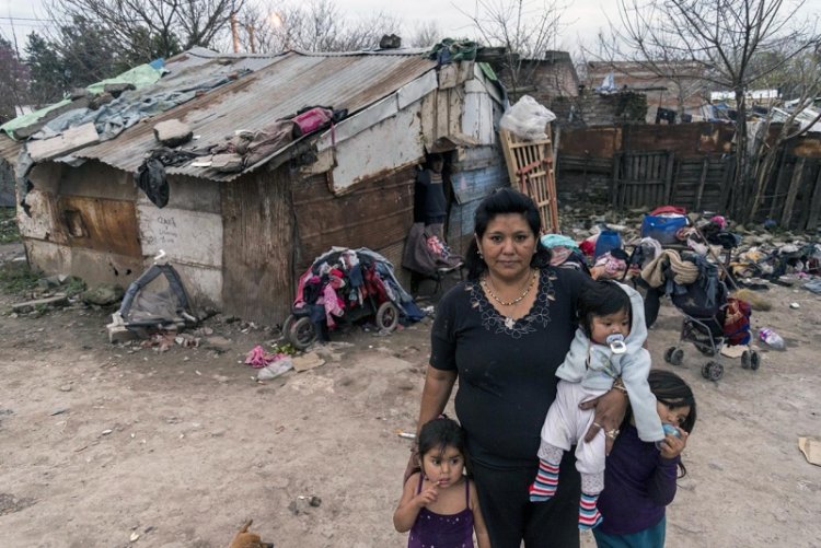La tasa de pobreza trepó al 43,1% durante 2022