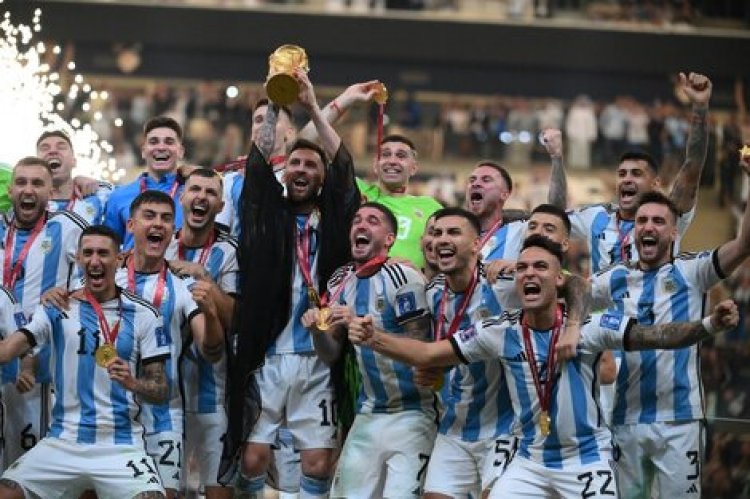 La selección llega a Ezeiza este lunes a las 21