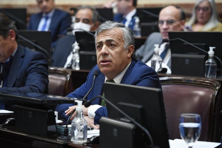 J x C "rechazan el infame pedido de juicio político"