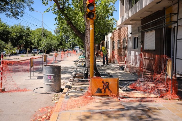 Avanza el programa de reparación de veredas del microcentro