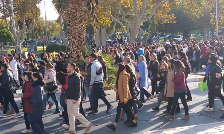 El gobierno recibió petitorio de docentes autoconvocados