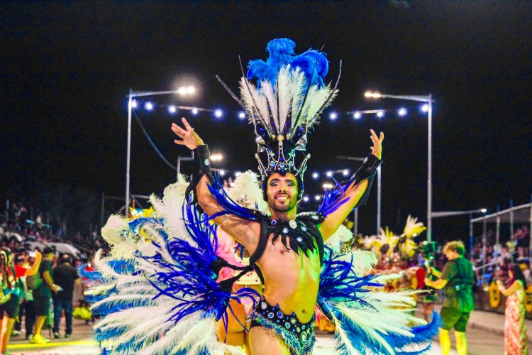 Más de 15.000 personas presentes en la primera noche del Carnaval de Chimbas 