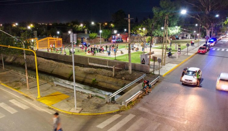 El B° Costa Canal II, Capital cerró una semana de obras a pleno