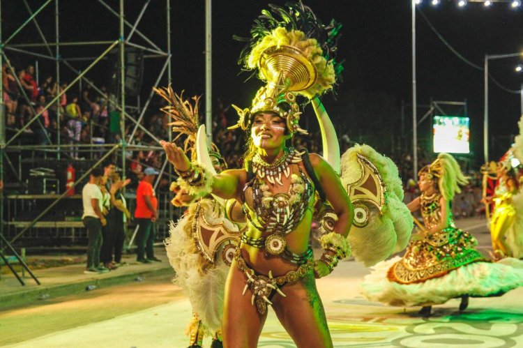 Más de 60,000 personas participaron del carnaval de chimbas en las tres noches
