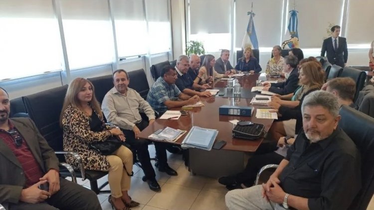 Gobierno ratifica que el aumento salarial dado es "el máximo esfuerzo"