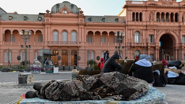 La pobreza golpea: una bebé de tres meses murió frente a Casa Rosada