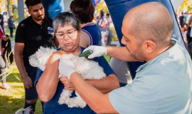 Santa Lucía el primer municipio que chipea sus mascotas
