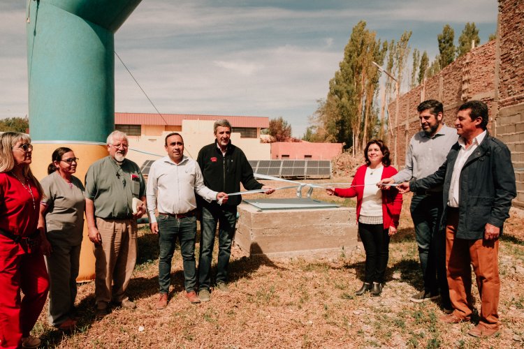 Iglesia con tres plantas potabilizadoras a energía solar
