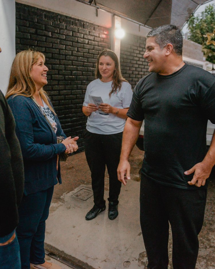 Venerando visitó el barrio Wilkinson