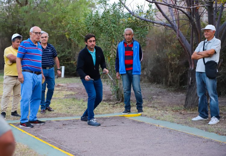 Baistrocchi, jugo al tejo en Bº Universitario