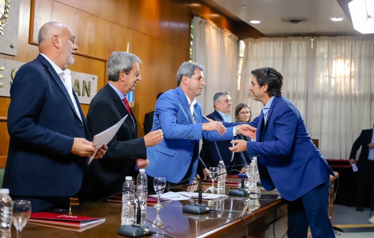 FODERE: Capital destinará los fondos recibidos a completar el 100% de luz LED