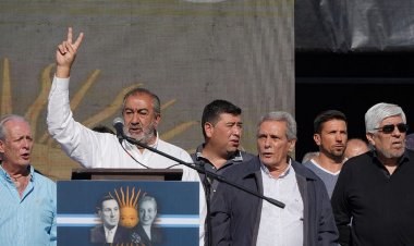 La CGT pidió un acuerdo político y la reducción de la jornada laboral