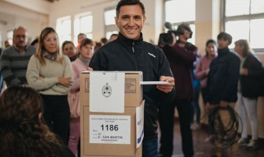 Andino tras emitir su voto: "Estamos viviendo una jornada democrática en la que se renueva la esperanza