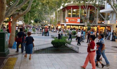 Cómo trabajará el comercio el finde XXL  en San Juan