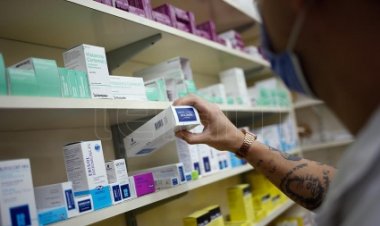 Comienza a restablecerse el sistema de descuento en farmacias de todo el país