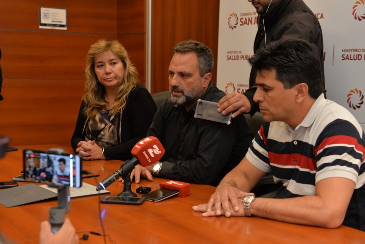 Médicos residentes rechazan la propuesta del Gobierno