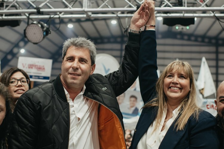 Uñac acompañó el cierre de campaña en Rivadavia: “Llenemos las urnas de votos”