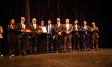 Estos son los cuatro Vecinos Ilustres que fueron destacados en una noche de gala emotiva