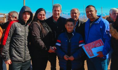 Uñac entregó más de 118 viviendas en Barreal