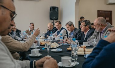 Rubén Uñac se reunió con la Cámara de la Construcción y destacó la importancia del sector en el Modelo San Juan