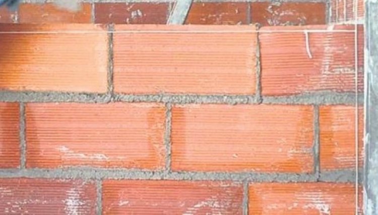 Capacitan en uso de ladrillos cerámicos en Santa Lucía