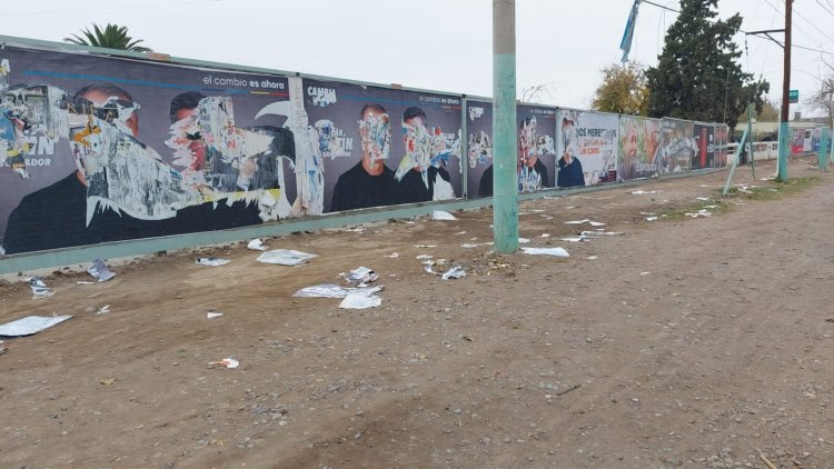 A Juntos por el Cambio le vandalizaron su cartelería