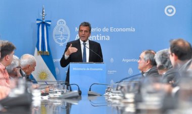 El Gobierno firmó el decreto sobre el bono de $60 mil