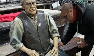 Restauraron la escultura de Sarmiento