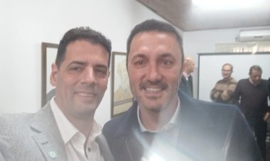 Luis Petri felicitó a Sergio Vallejos