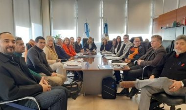 Paritaria: los docentes rechazaron la propuesta del gobierno