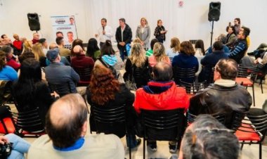 Orrego, Achem y Picón se reunieron con comerciantes en Pocito