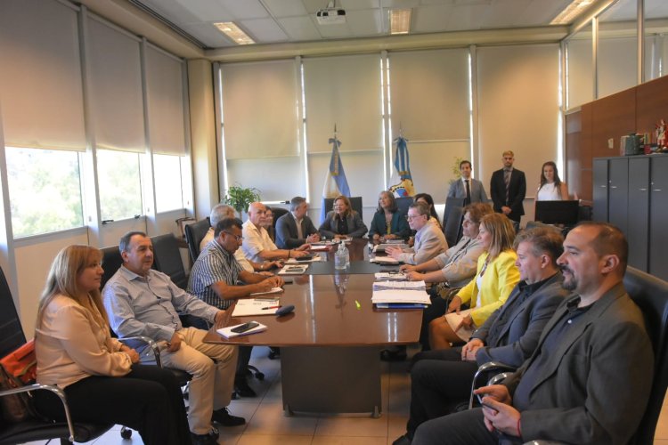 Paritarias: El Gobierno llama a los gremios  el próximo viernes
