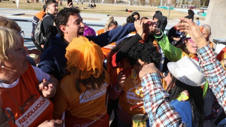 Más de 500 personas participaron del festejo por el Día del Abuelo