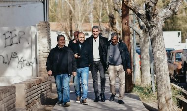 Sergio Uñac mantuvo un encuentro con dirigentes en Calingasta