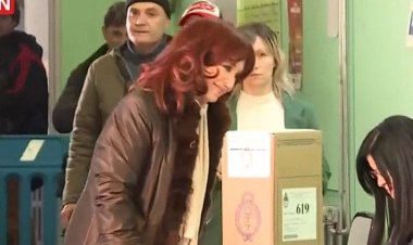 Votó Cristina Kirchner: "Esperé casi una hora y media"