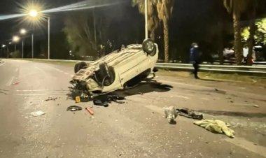 Nuevo accidente: Volcó un auto en pleno en Circunvalación