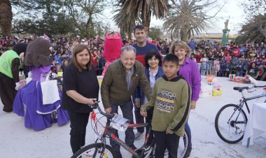Plaza La Libertad vibró con más de 10 mil personas en los festejos por el Día de las Infancias