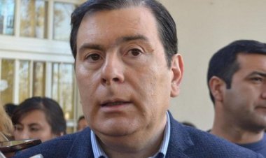Zamora anunció un bono de $400 mil para empleados públicos