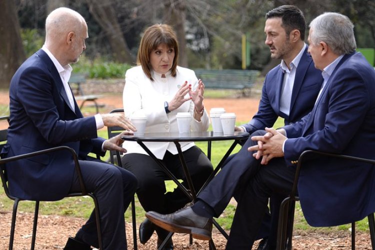 Bullrich y Rodríguez Larreta se sacaron su "foto de la unidad"
